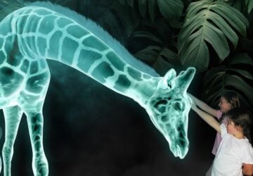 Hologram Zoo giraffe hologram with girls.