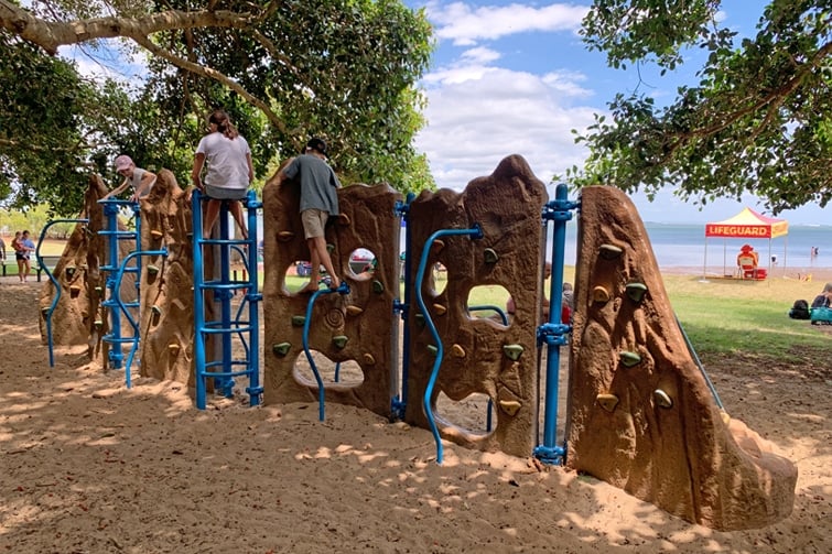 Wellington Point Reserve, playground, beachside, king island
